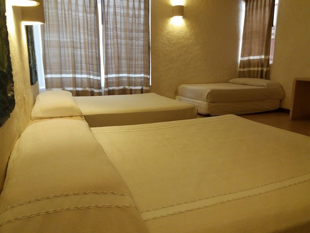 Hotel Plaza Tangolunda Eksteriør bilde