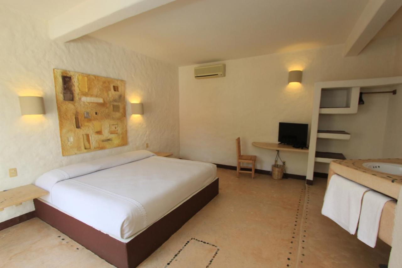 Hotel Plaza Tangolunda Eksteriør bilde
